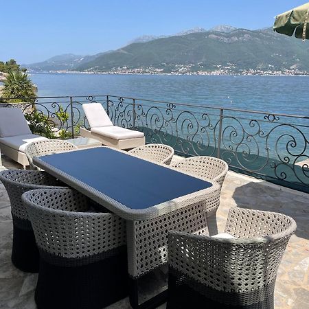Krasići Beachfront Villa Pearl Of Adria מראה חיצוני תמונה