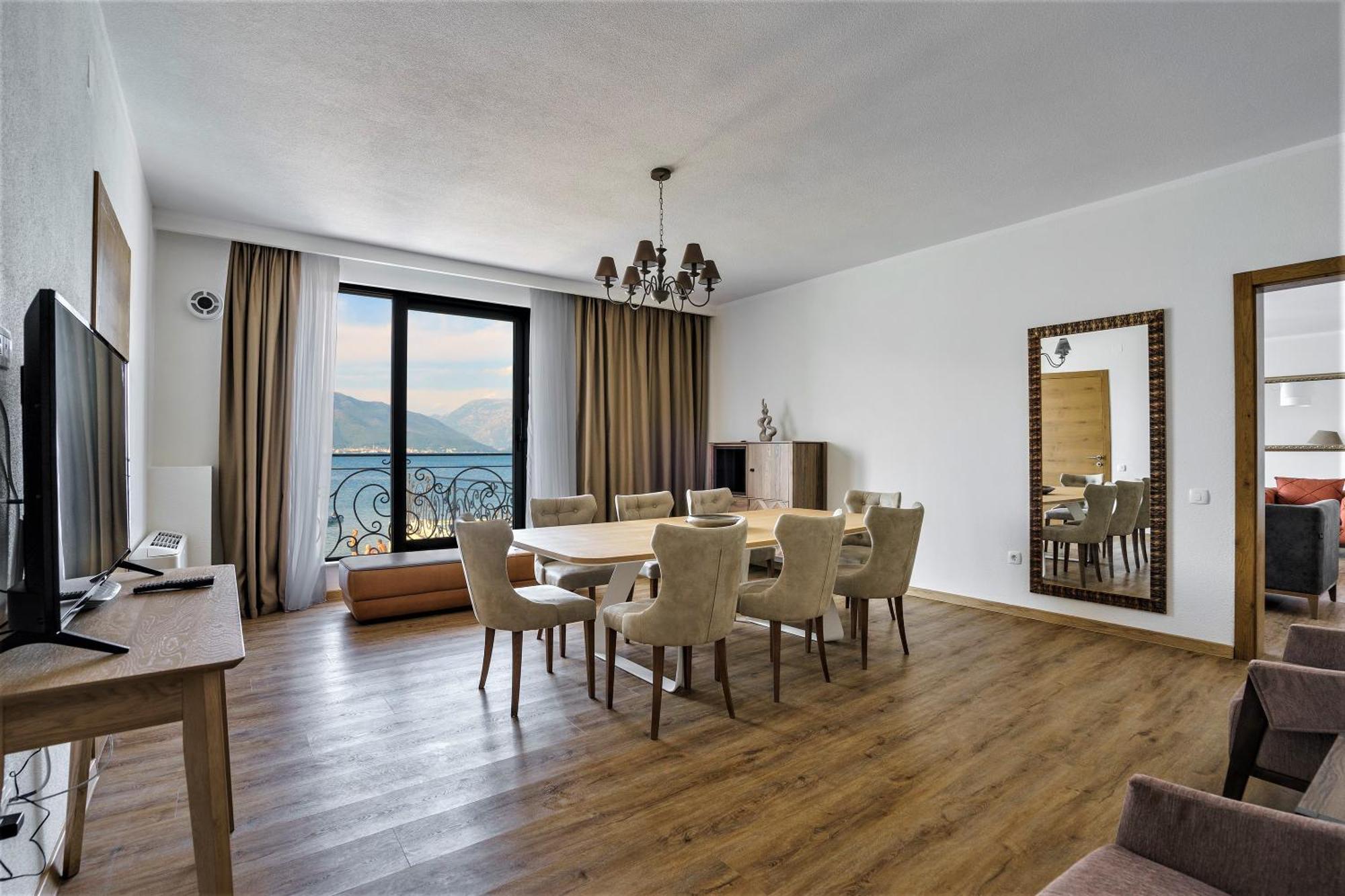 Krasići Beachfront Villa Pearl Of Adria מראה חיצוני תמונה