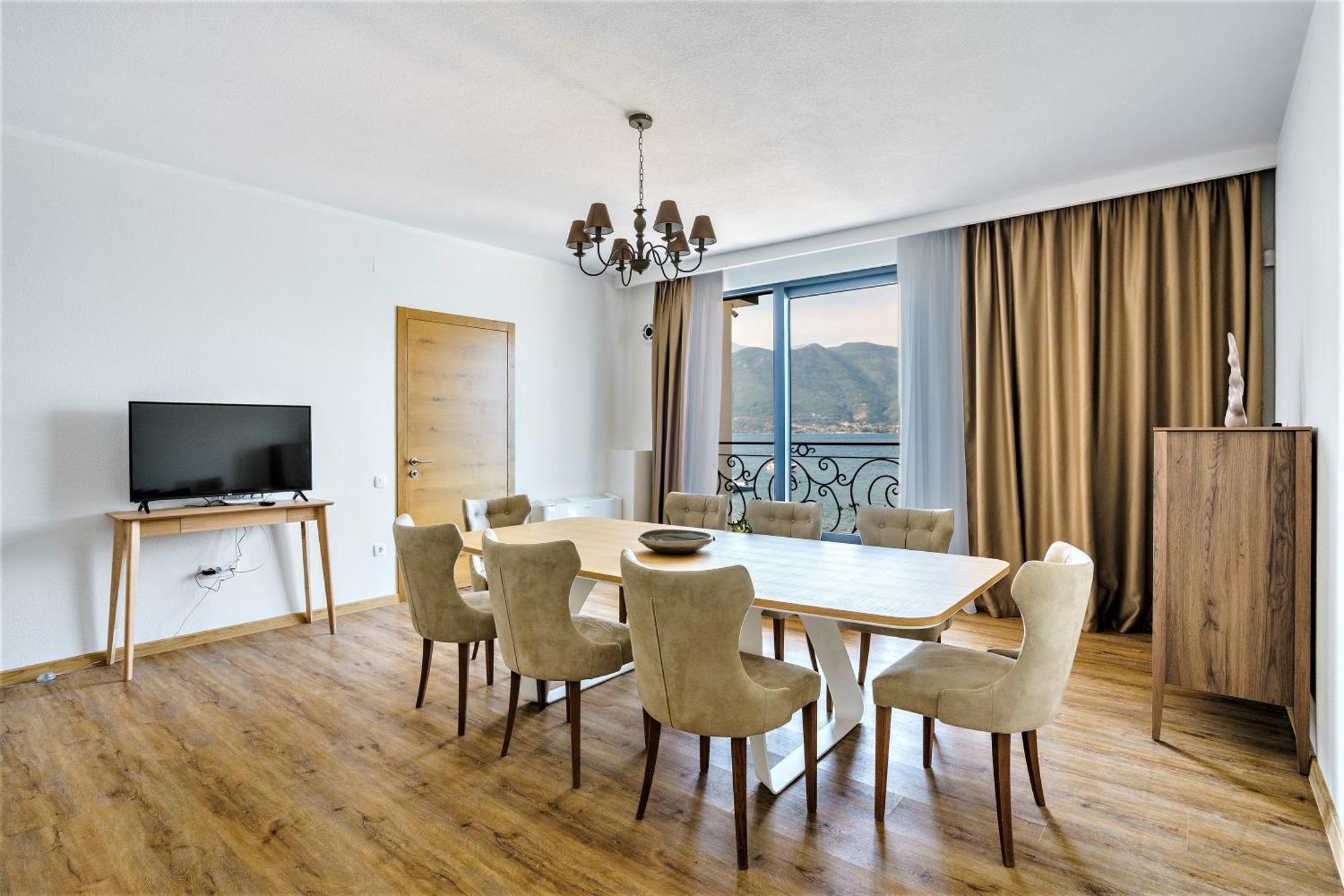 Krasići Beachfront Villa Pearl Of Adria מראה חיצוני תמונה
