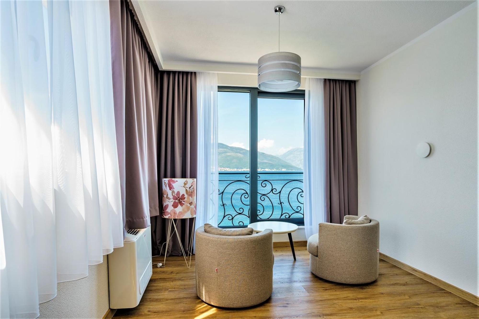 Krasići Beachfront Villa Pearl Of Adria מראה חיצוני תמונה