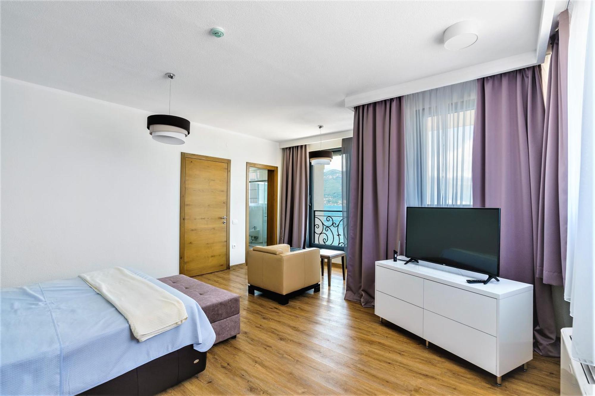 Krasići Beachfront Villa Pearl Of Adria מראה חיצוני תמונה